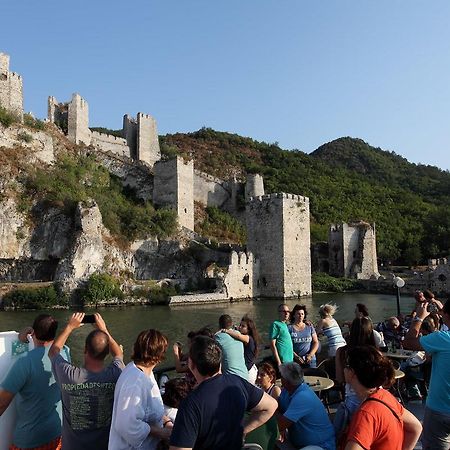 לינה וארוחת בוקר Veliko Gradište Golden Danube מראה חיצוני תמונה